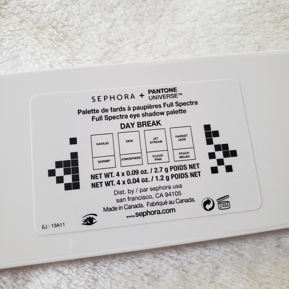 Sephora x Pantone Universe Eyeshadow Palette "Day Break" - Picture 3 of 4